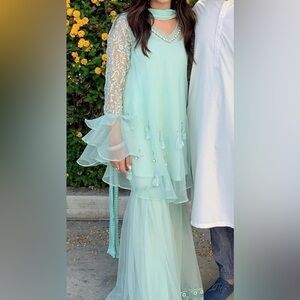 Exclusive Inn Pakistani/Indian Outfit